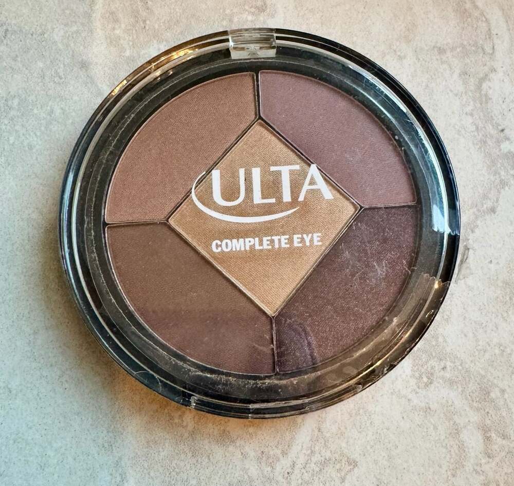 Ulta Complete Eye Indie Eyeshadow Palette 0.4 Oz New Sealed